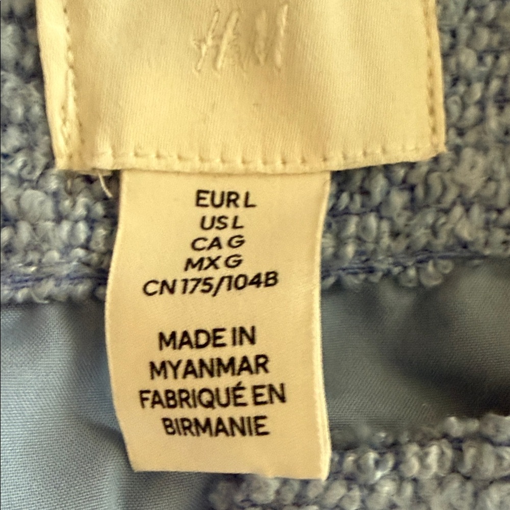 H&M Light Blue Textured Jacket - Picture 2 of 4